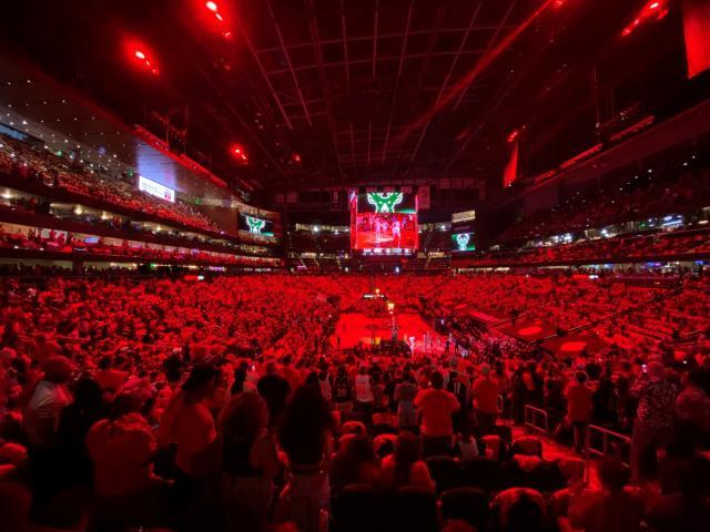 世界杯赛程-【现场】吹扬带伤出战竟成累赘 年轻老鹰来年再战